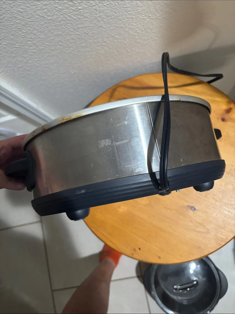 Pampered Chef Black and Silver Electric Slow Cooker with Glass Lid 4QT
